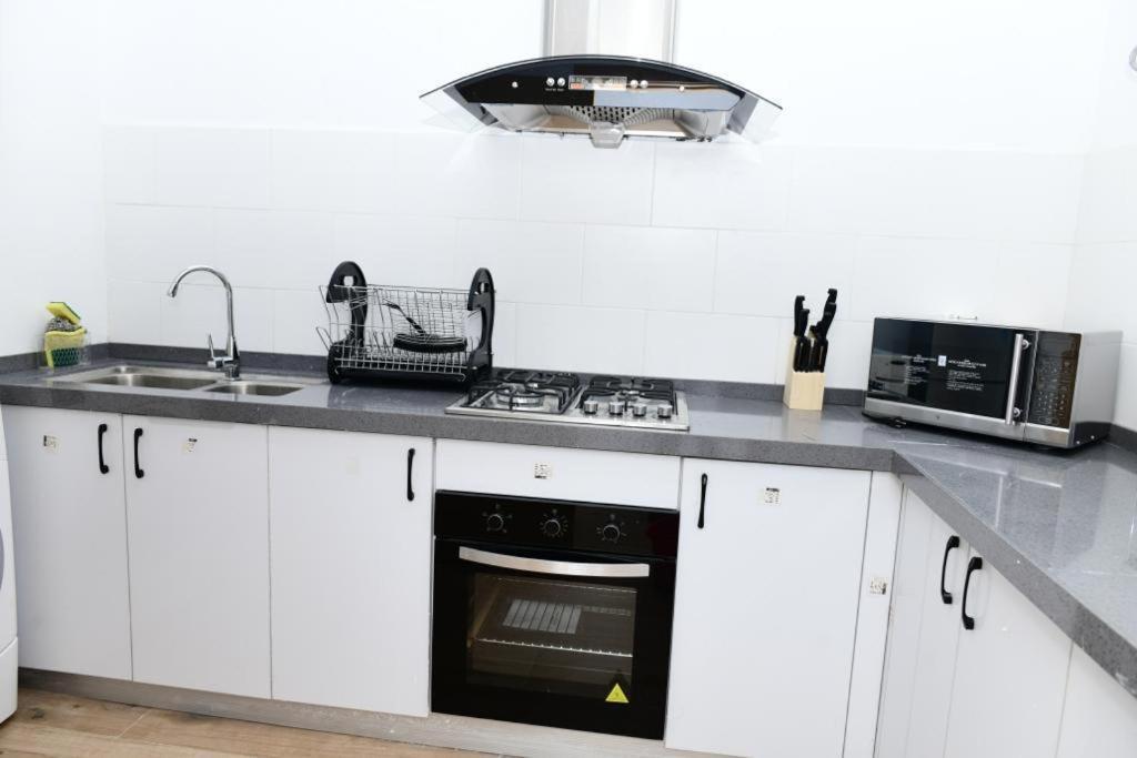 Appartement F4 Vue Panoramique Sur ダカール エクステリア 写真